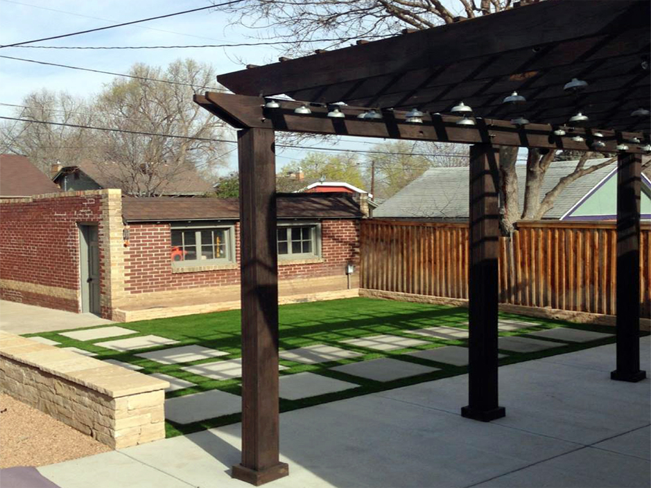 Synthetic Pet Turf Briar Texas For Dogs Back Yard