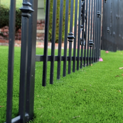 Putting Greens Pilot Point Texas Fake Turf Front Yard